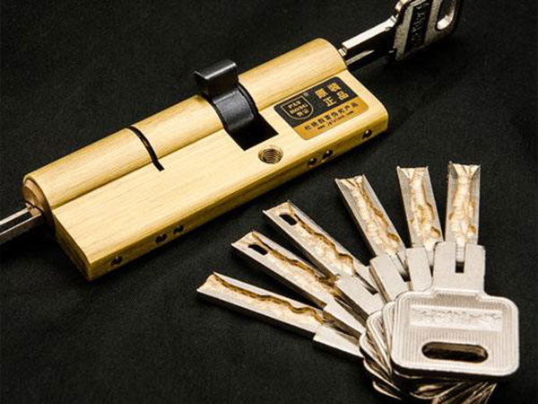 南涧24小时上门开锁公司